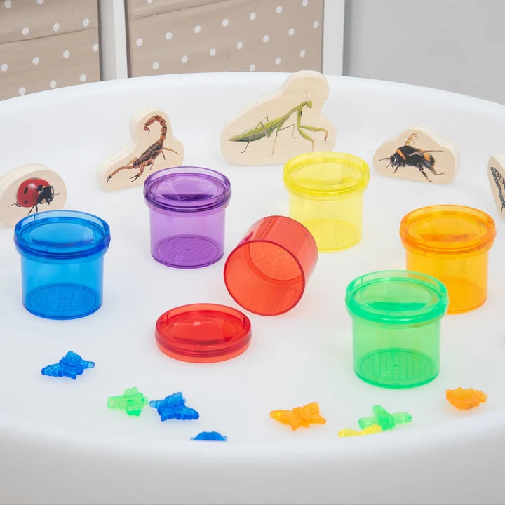 Barattoli colorati con ingranditore