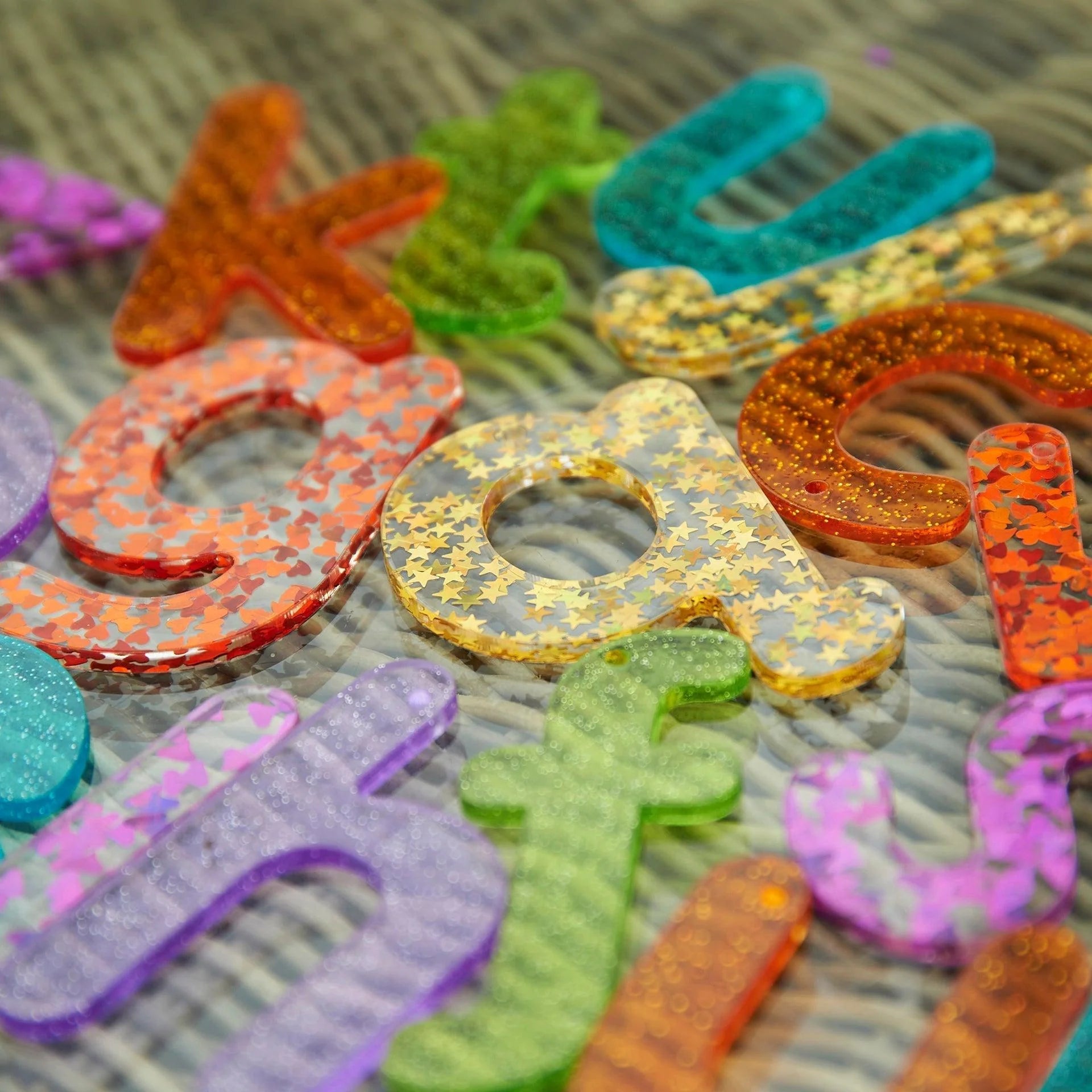 Lettere traslucide glitterate - Stampatello minuscolo