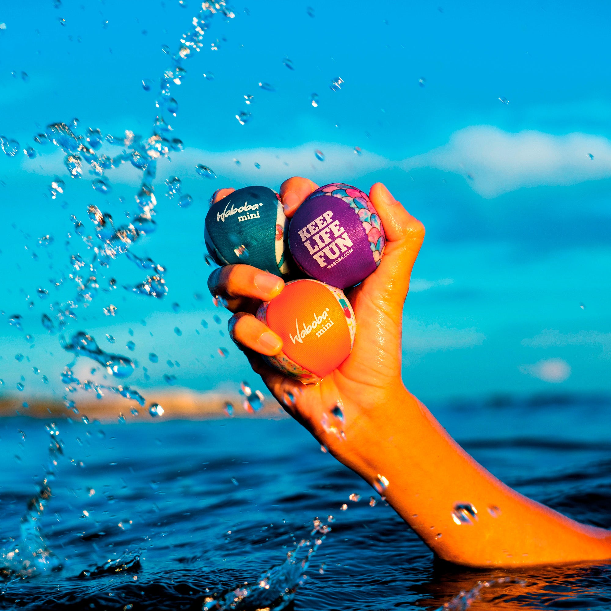 Waboba - La Pallina che rimbalza sull'acqua