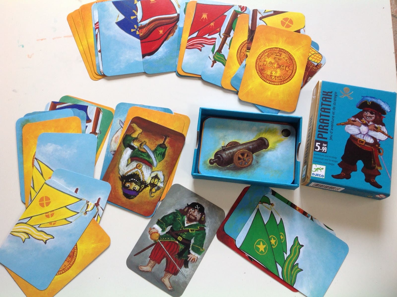 Pirati Djeco Giochi Da Tavolo Piratatak Djeco Gioco Di Carte – Gioeca